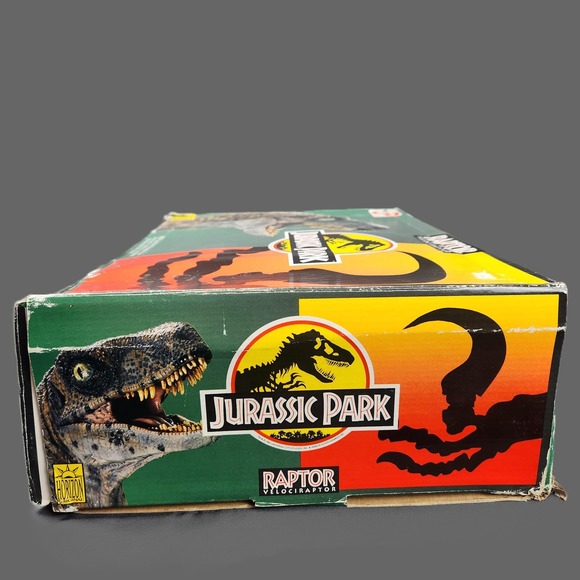 Vintage Jurassic Park Raptor Velociraptor 1/5 Vinyl Model Kit Horizon HOR0061 - Picture 5 of 11